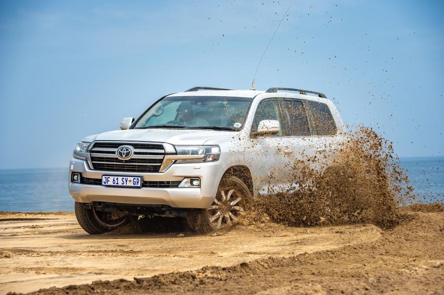  Toyota Land Cruiser 200 VX-R (UZJ200) 2020 года  (ZA) (фото 1 из 5)